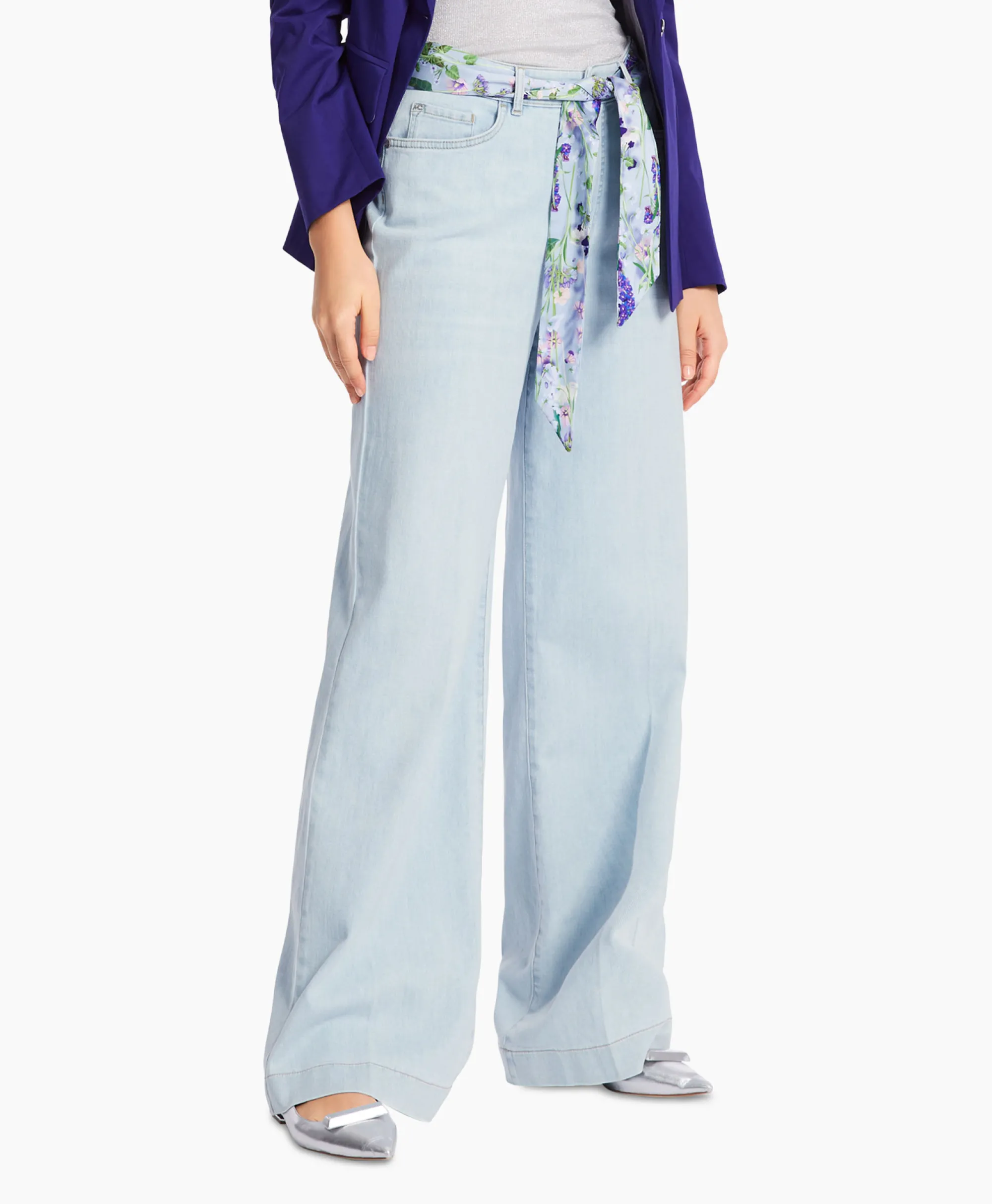 Marccain Collectie Jeans Wc 82.09 D04 Licht Blauw*Dames Broeken